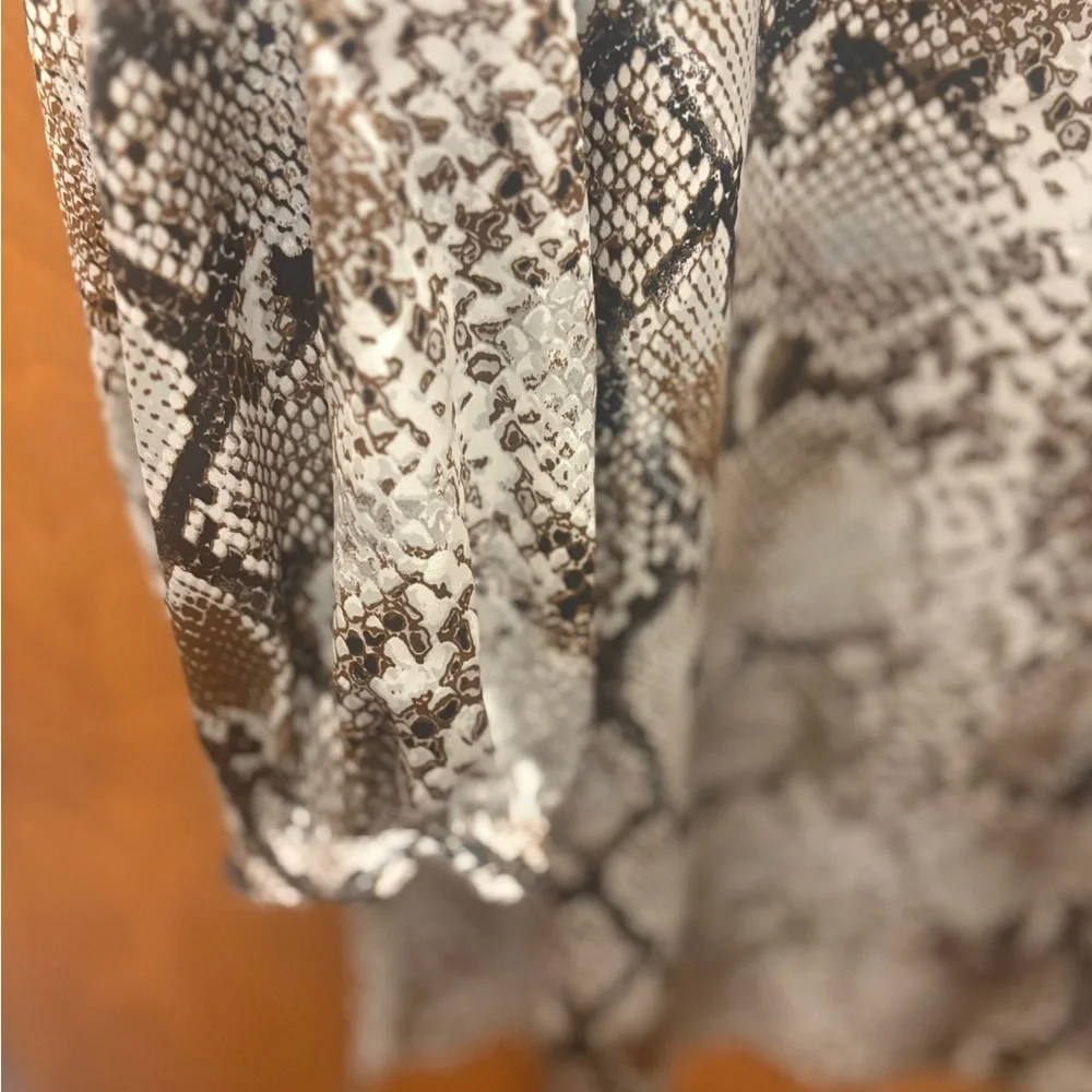 Chicos Tunic - Picture 3 of 4